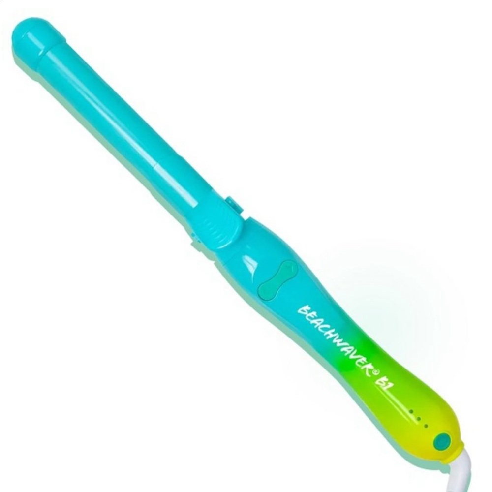 Beachwaver curling iron